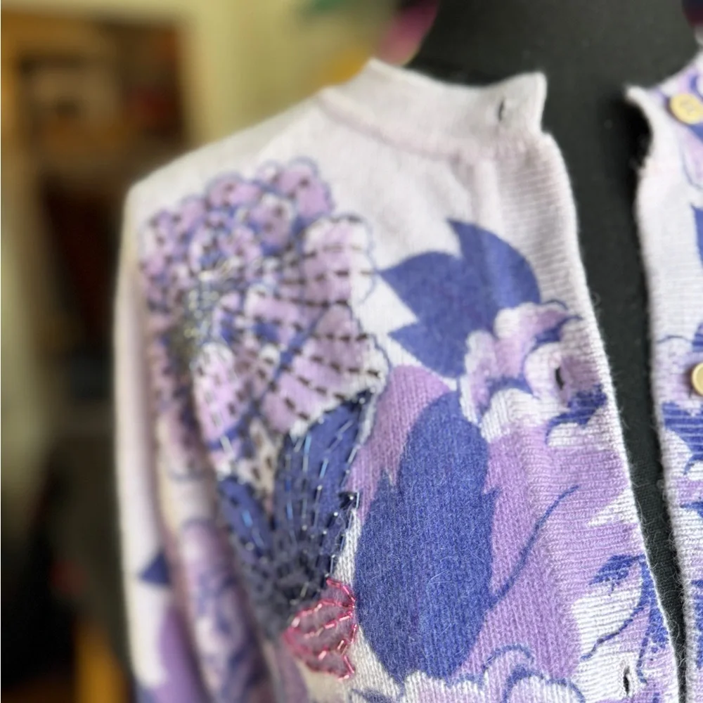Profondo Blu Floral Cream & Purple Cardigan, Hand-Beaded. L. Wool/Angora. Italy._10